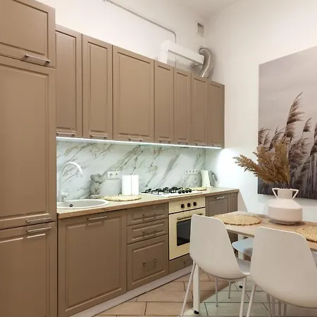 Avangard Mentsynskoho 3 Апартаменти