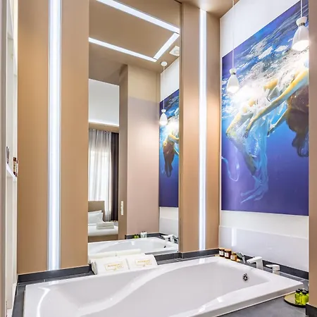 Avangard Mentsynskoho 3 Апартаменти *