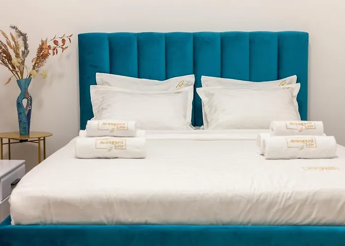 Avangard Mentsynskoho 3 Lviv