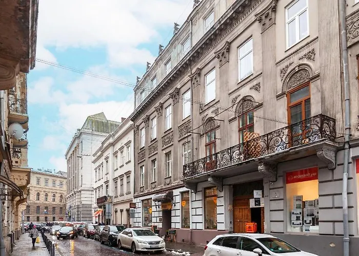 Avangard Mentsynskoho 3 *