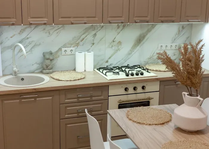 Avangard Mentsynskoho 3 * Leópolis