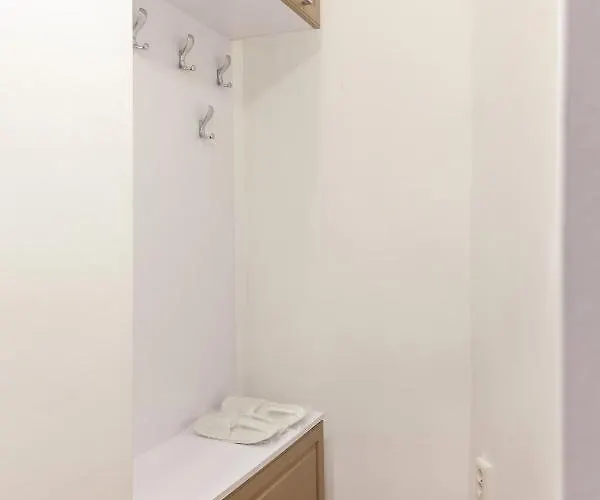 Avangard Mentsynskoho 3 Apartamento Leópolis