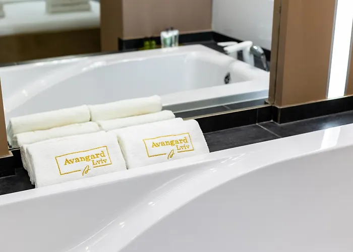 Apartamento Avangard Mentsynskoho 3