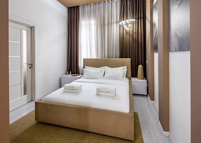 Avangard Mentsynskoho 3 *