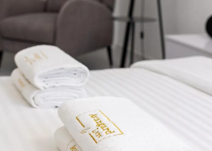 Avangard Mentsynskoho 3 *