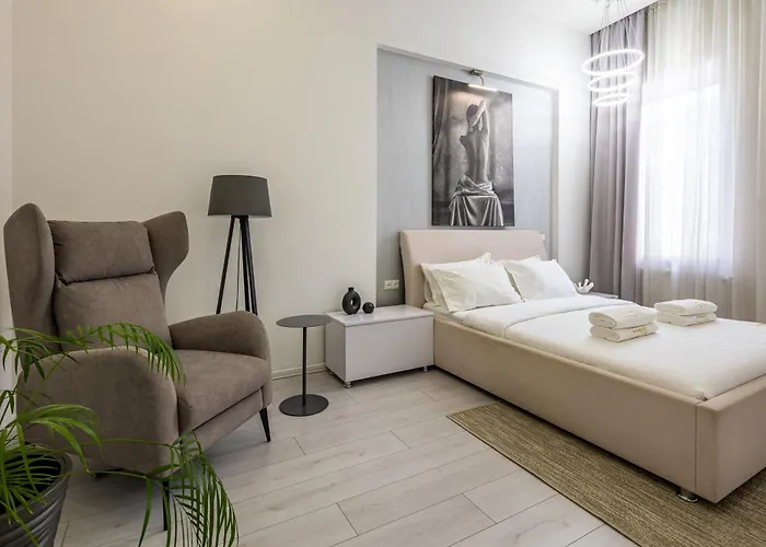 Avangard Mentsynskoho 3 Leópolis