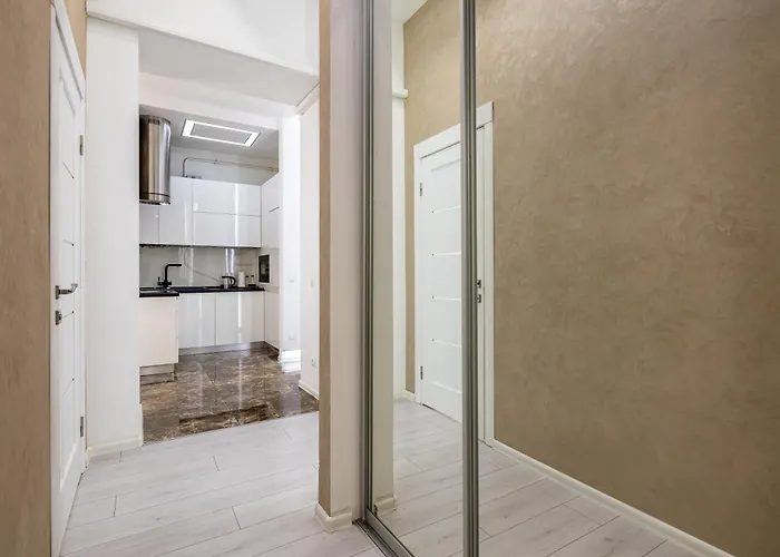 Avangard Mentsynskoho 3 Apartamento