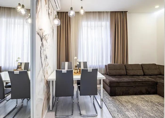 Avangard Mentsynskoho 3 Lviv