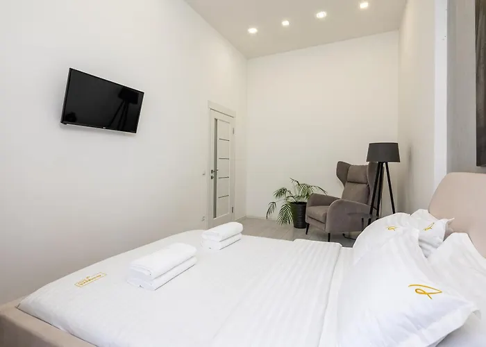 Avangard Mentsynskoho 3 Apartamento Leópolis