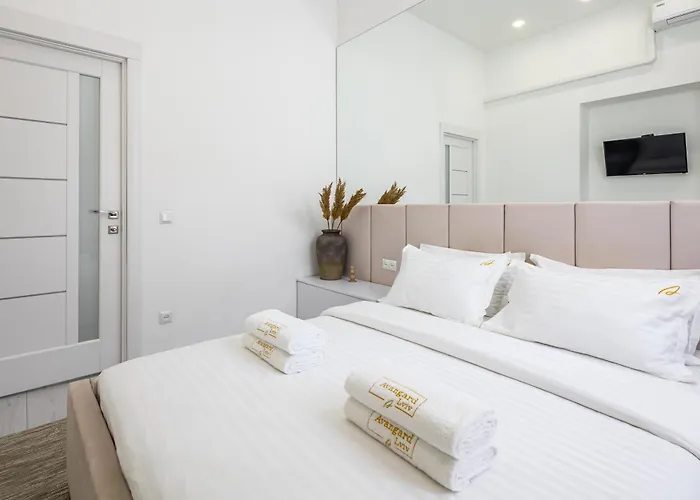 Avangard Mentsynskoho 3 Daire *