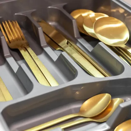 Avangard Mentsynskoho 3 *