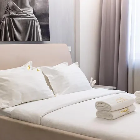 Avangard Mentsynskoho 3 Apartment *